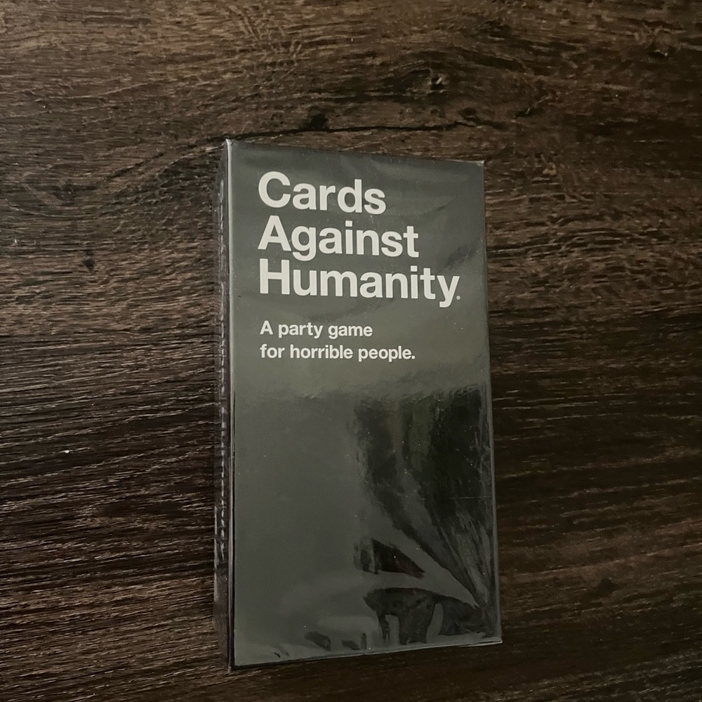 Cards against humanity game